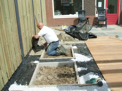 Tuinproject van Hovenier Klavertje 4: aanleg en bestrating