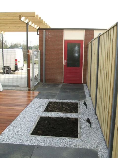 Tuinproject van Hovenier Klavertje 4: aanleg en bestrating