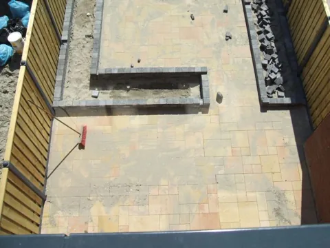 Tuinproject van Hovenier Klavertje 4: aanleg en bestrating