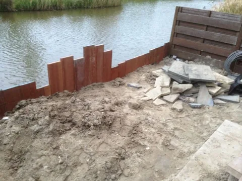 Tuinproject van Hovenier Klavertje 4: houtwerk en vlonders